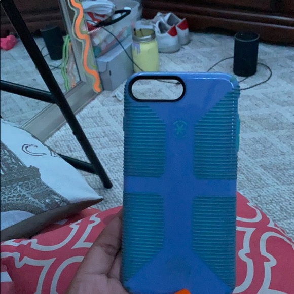 iPhone 7plus speck case - Picture 2 of 5